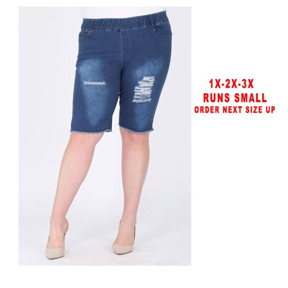 Plus-size distressed Pull-on Jegging Bermudas shorts NWT - Picture 1 of 3